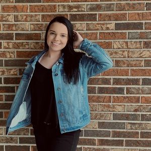 Meet your Posher, Victoria